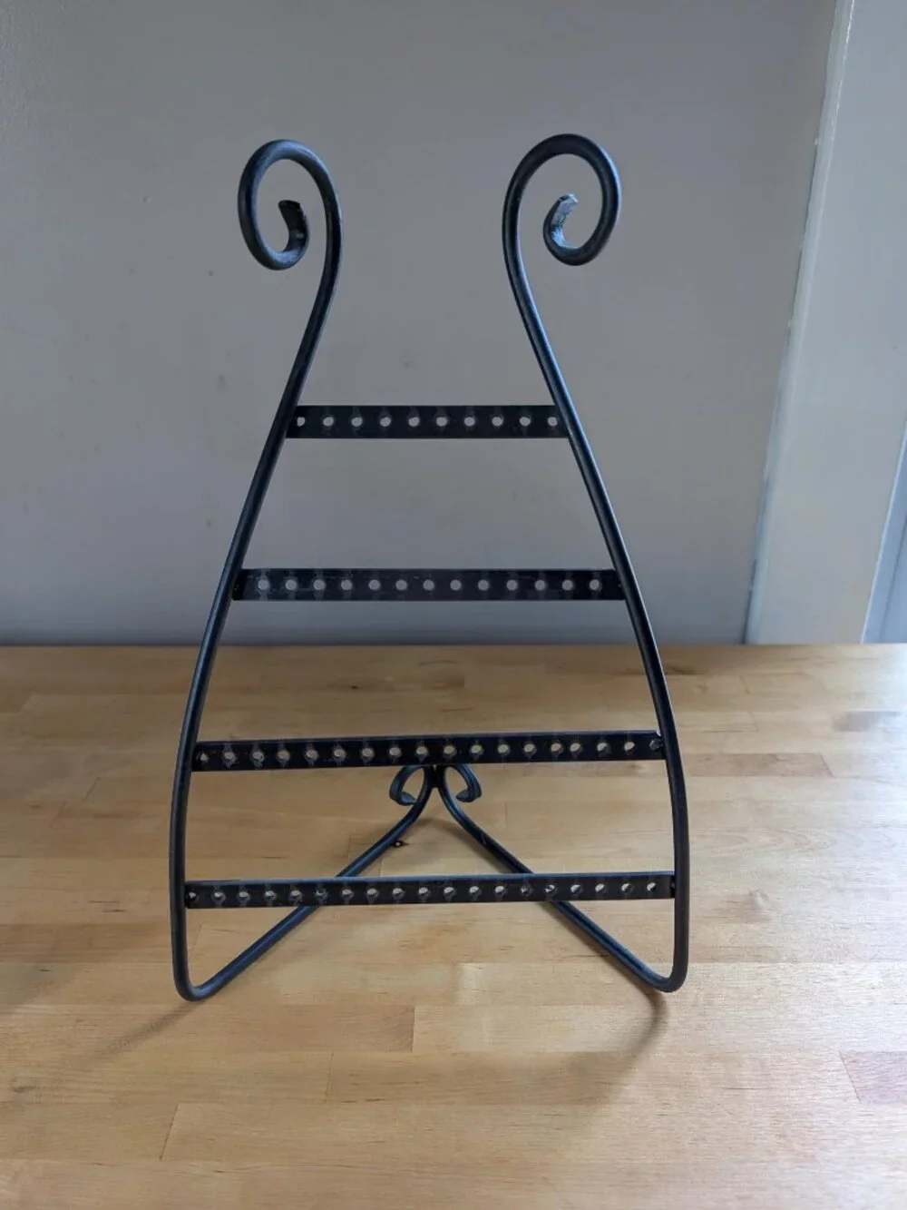 1 Earring Display Wrought Iron - Like New - Rio Grande US Made - Jewelry Stand